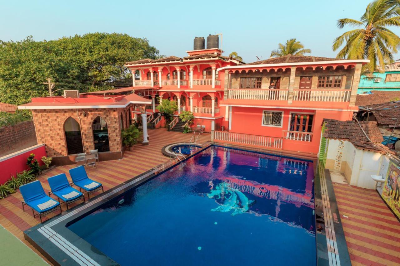 באג'ה Larios Beach Holidays Resort מראה חיצוני תמונה