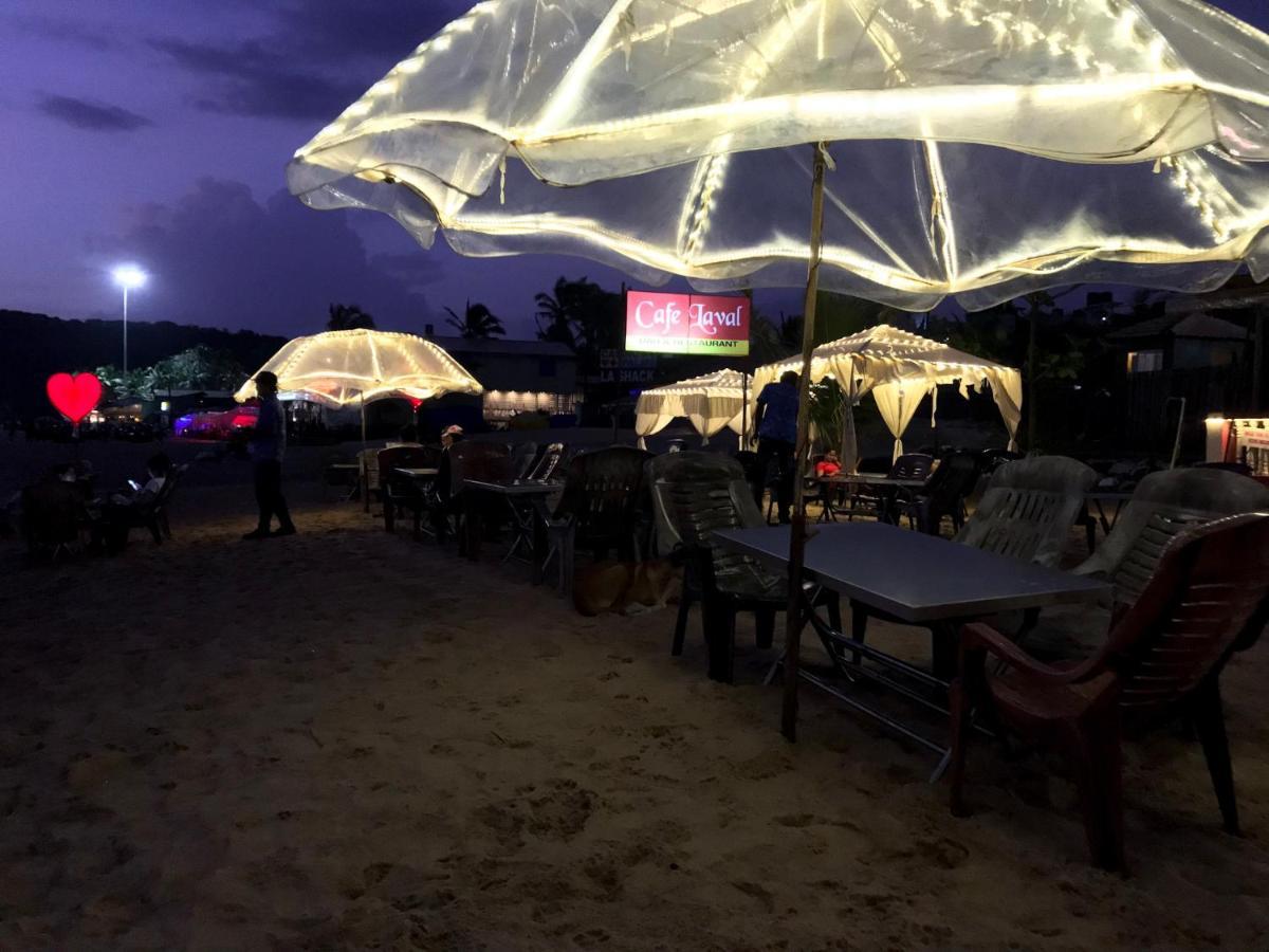 באג'ה Larios Beach Holidays Resort מראה חיצוני תמונה