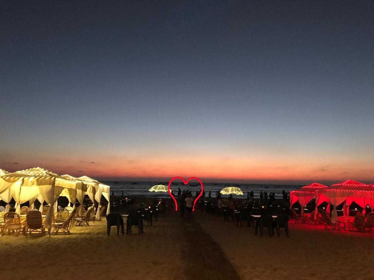 באג'ה Larios Beach Holidays Resort מראה חיצוני תמונה