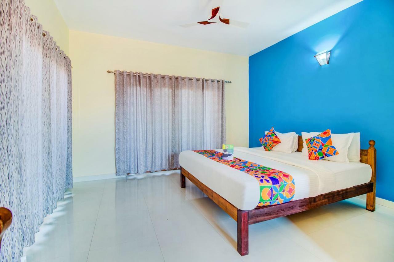 באג'ה Larios Beach Holidays Resort מראה חיצוני תמונה