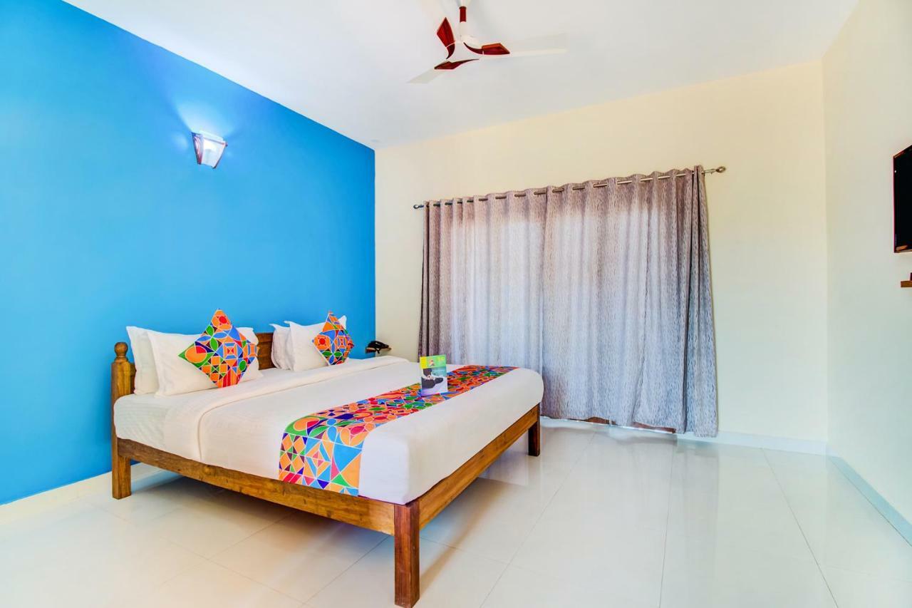 באג'ה Larios Beach Holidays Resort מראה חיצוני תמונה